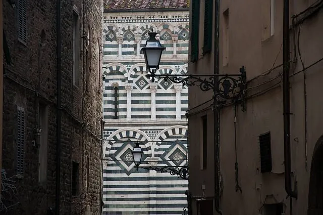 Al momento stai visualizzando Volantinaggio a Pistoia